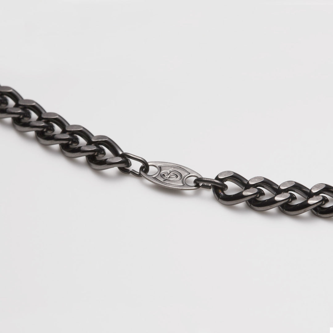 CARBONIZED TITANIUM CHAIN NECKLACE