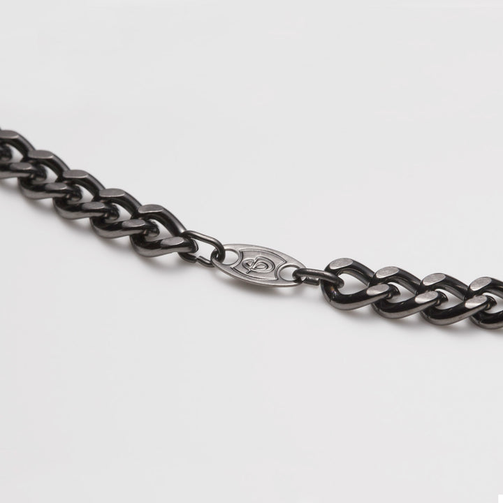 CARBONIZED TITANIUM CHAIN NECKLACE