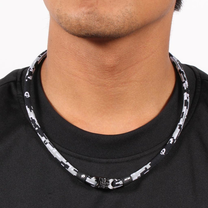 X30 DIGITAL CAMO TITANIUM NECKLACE