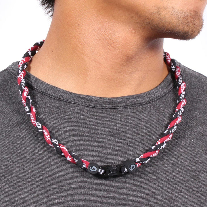 TORNADO TITANIUM NECKLACE