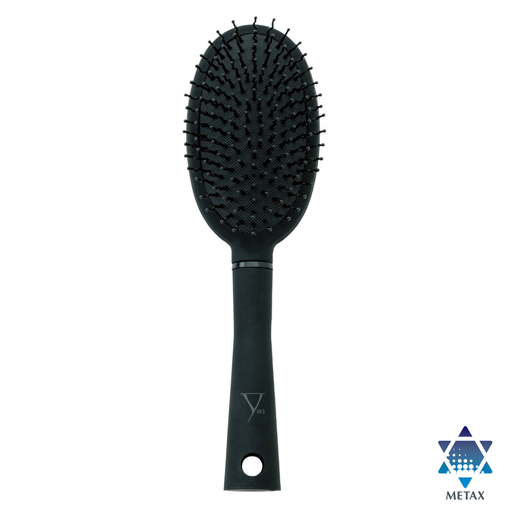 YUKO-Brush-w-Metax-